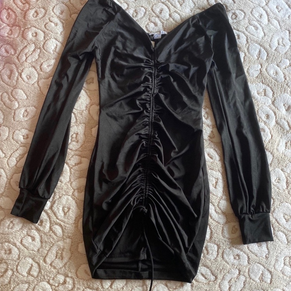 Ruched Long-Sleeve Bodycon Dress